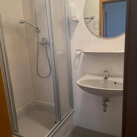 Zur Post Apartamento Büchlberg