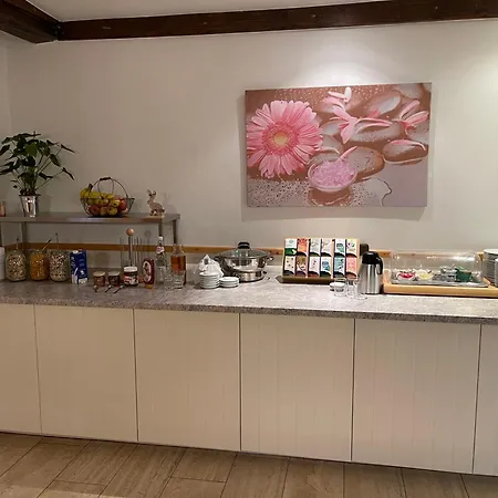 Zur Post Apartamento Büchlberg